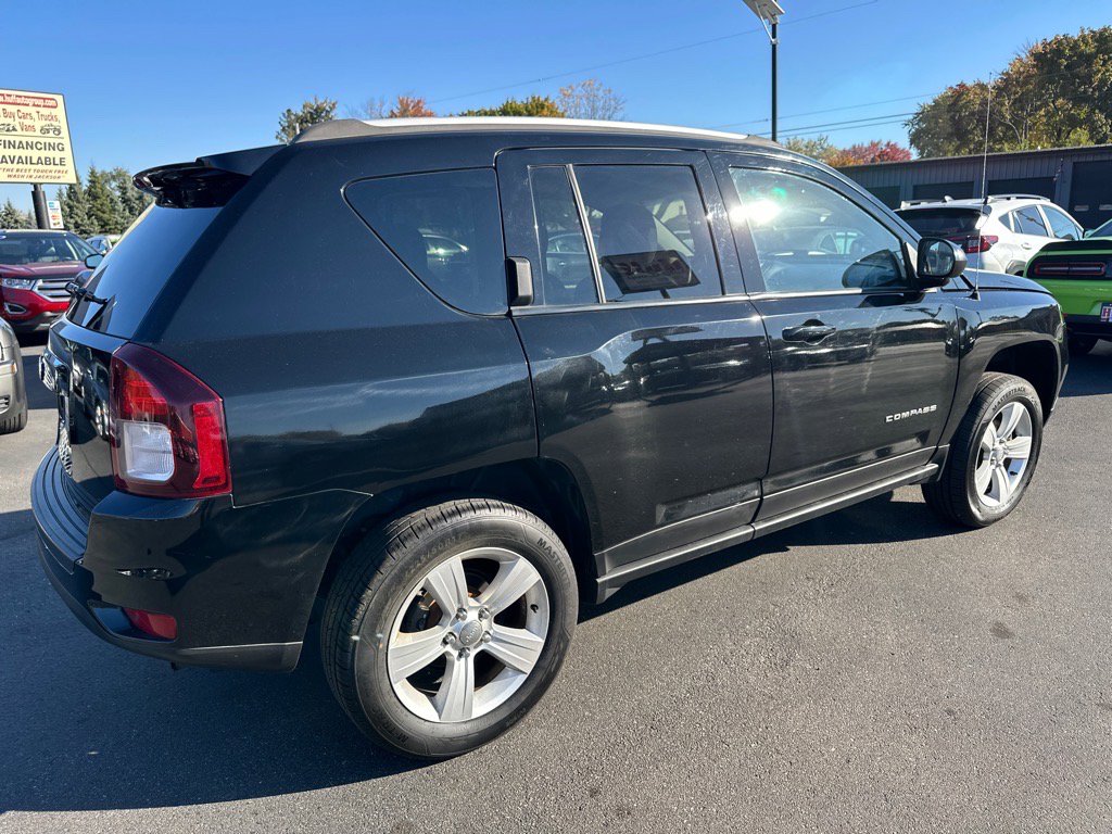 Used 2016 Jeep Compass Sport w/ Power Value Group AWD/4WD image 3