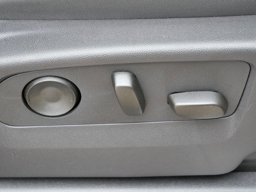 Used 2025 GMC Sierra 2500 AT4 w/ AT4 Premium Plus Package image 16