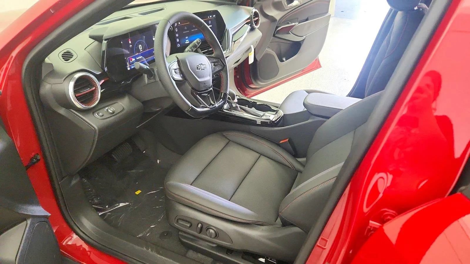 New 2026 Chevrolet Trax RS w/ Driver Confidence Package FWD image 14