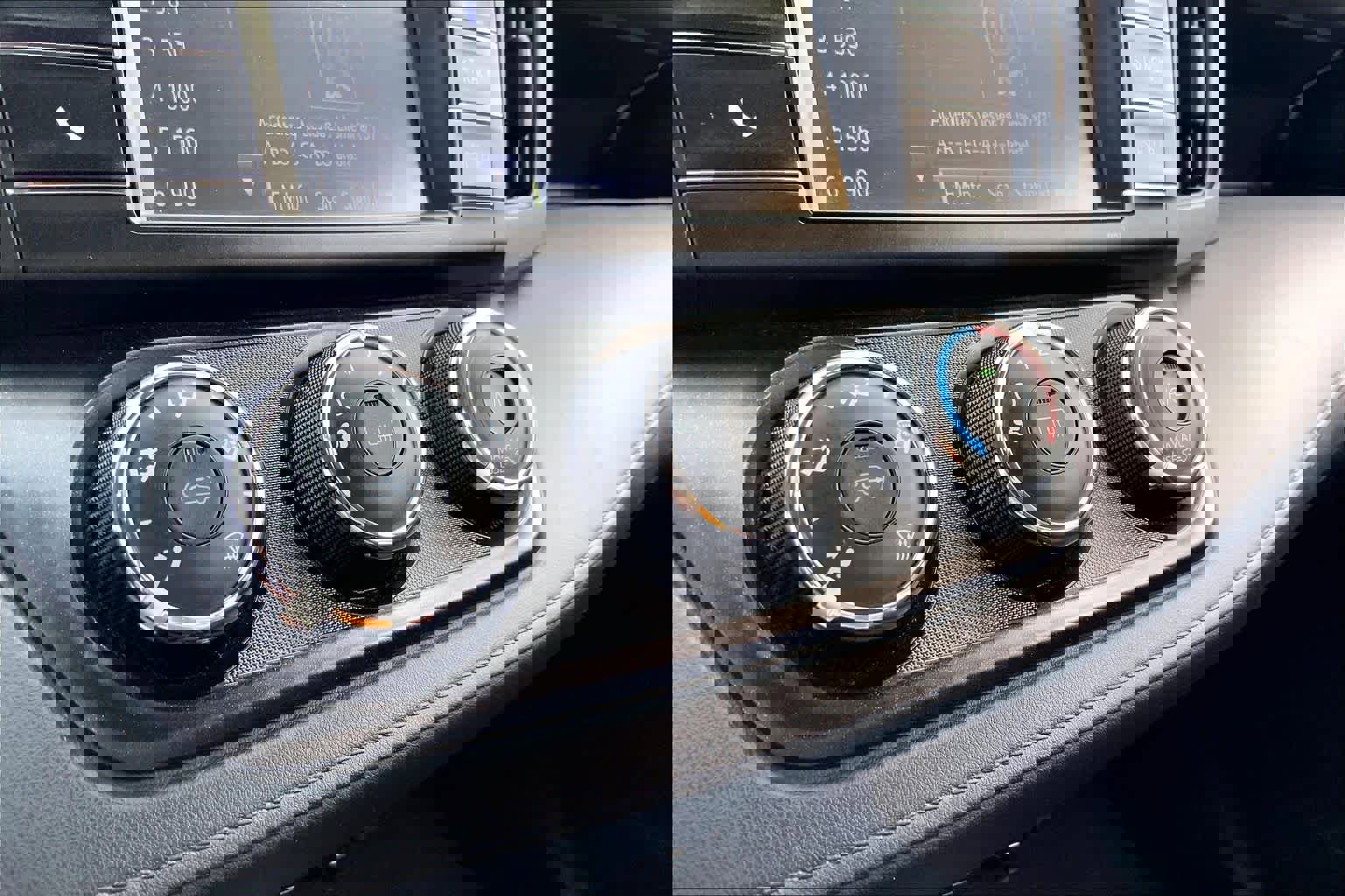 Used 2017 Toyota RAV4 LE FWD image 31