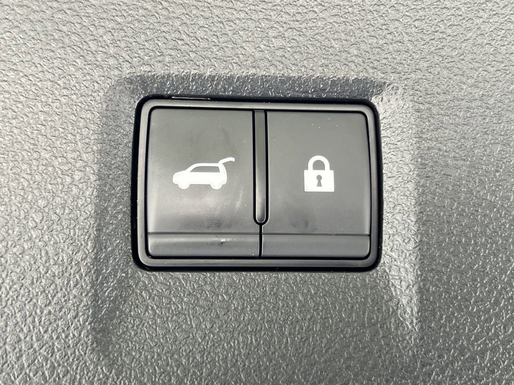 Used 2025 INFINITI QX60 Luxe w/ Cargo Package image 6