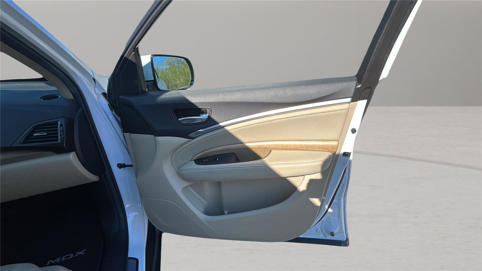 Used 2020 Acura MDX FWD w/ Technology Package image 17