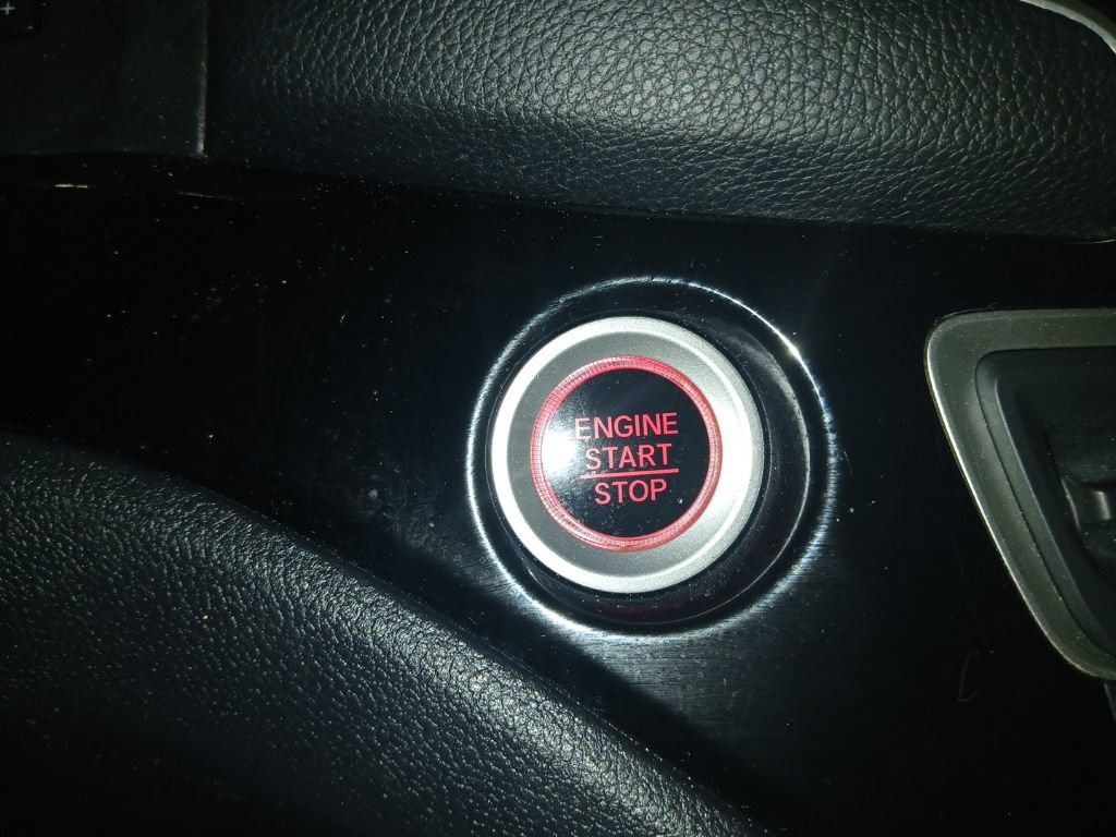 Used 2020 Honda Pilot Touring image 17