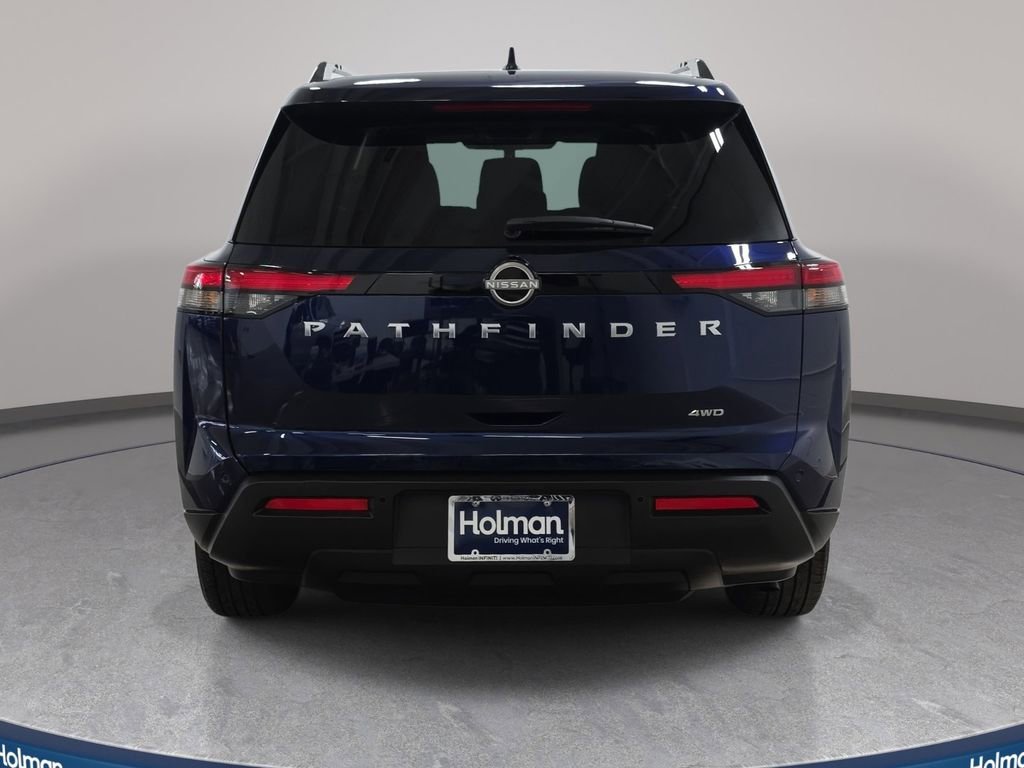 Used 2025 Nissan Pathfinder SV image 7