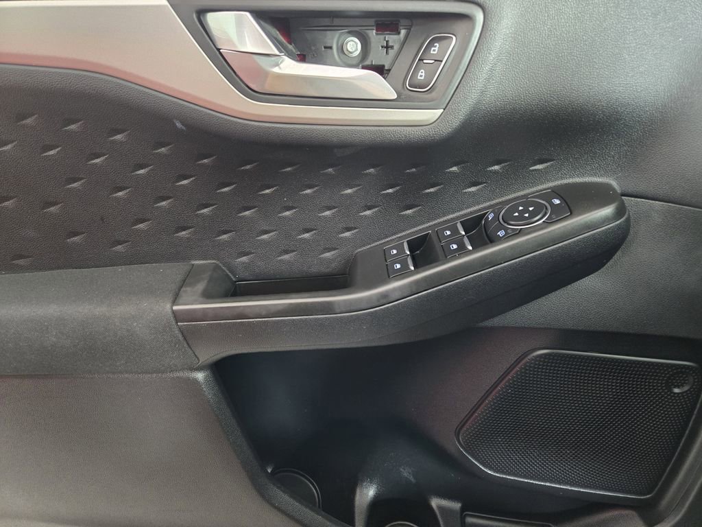 Used 2020 Ford Escape SE FWD image 23
