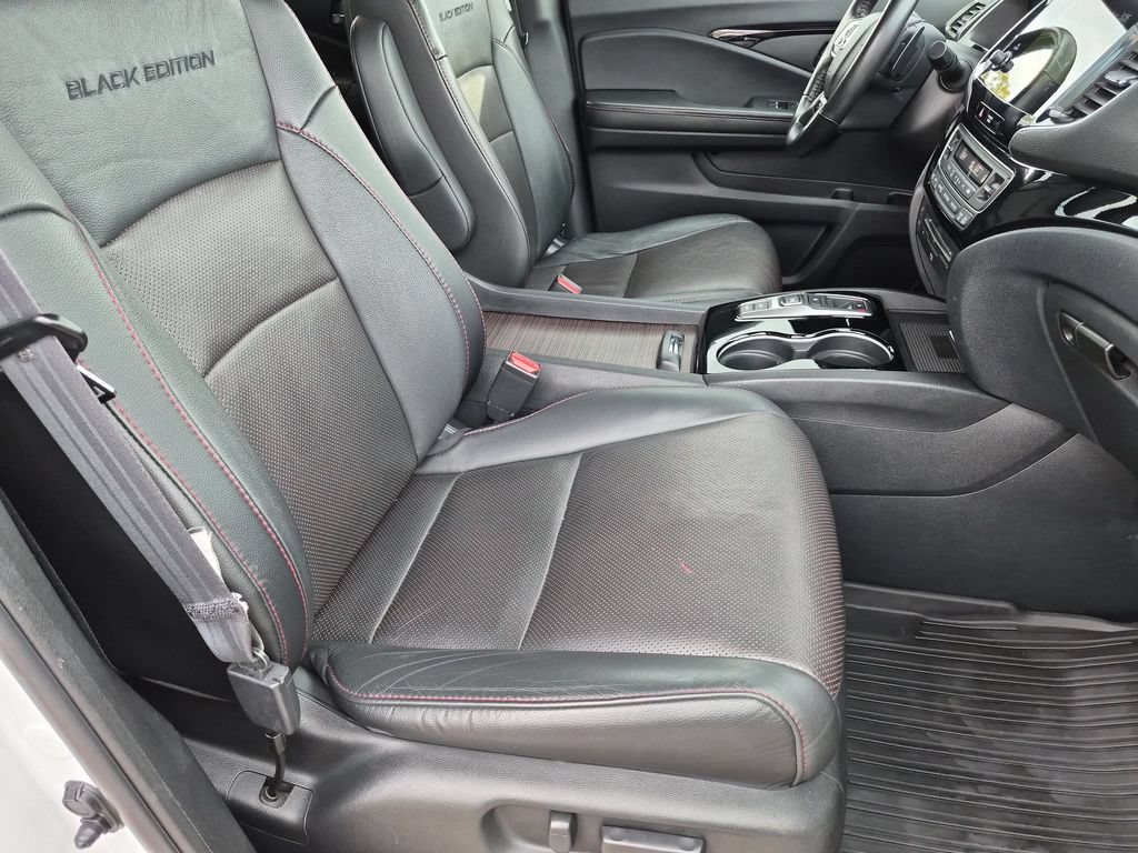 Used 2021 Honda Pilot Black Edition image 31