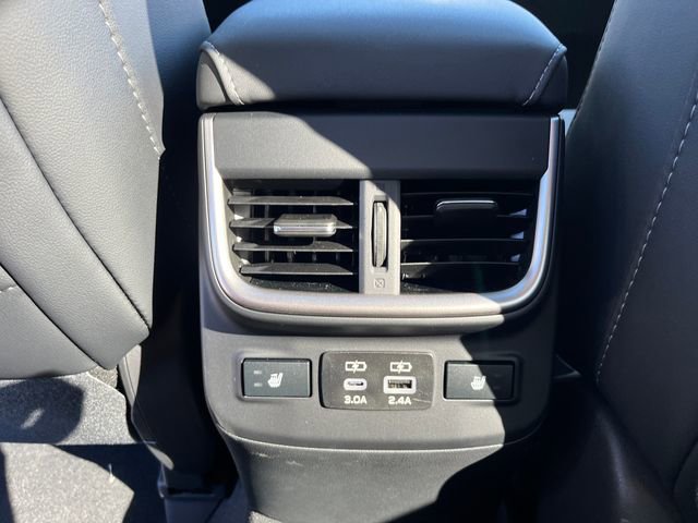 New 2025 Subaru Outback Limited image 18