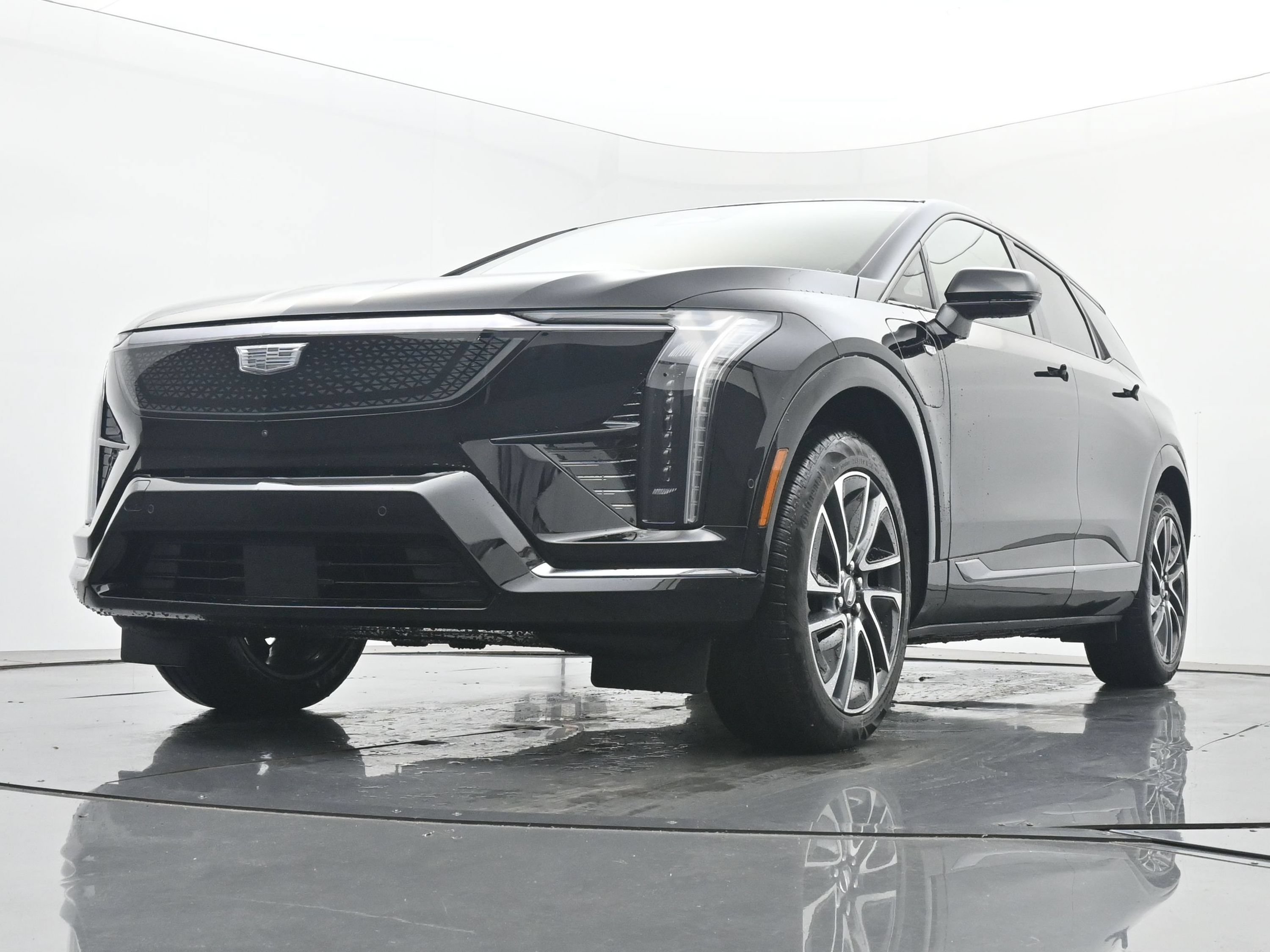 New 2026 Cadillac Optiq Sport 1 w/ LPO, Floor Liner Package AWD/4WD image 15
