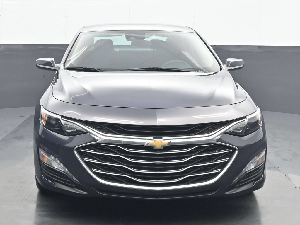 Used 2025 Chevrolet Malibu LT FWD image 1