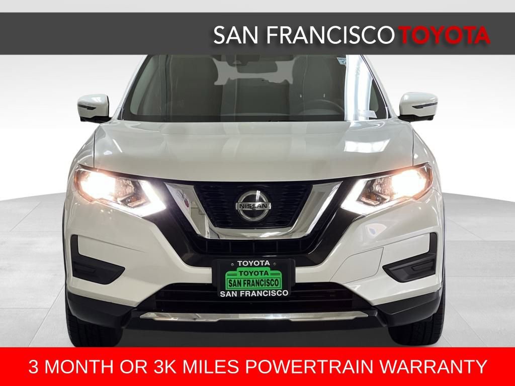 Used 2019 Nissan Rogue SV w/ Premium Package image 8