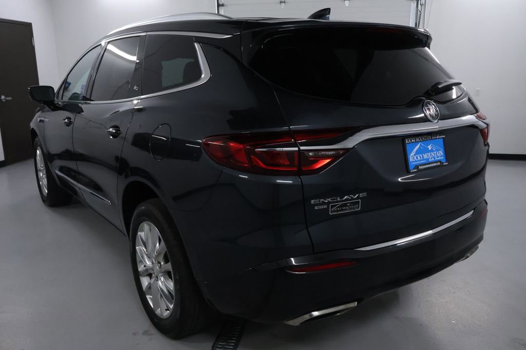 Used 2020 Buick Enclave Premium w/ Sun and Sites Package image 5