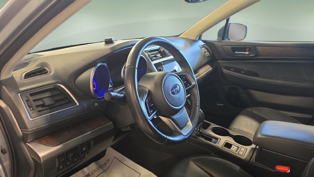 Used 2018 Subaru Outback 3.6R Limited AWD/4WD image 14