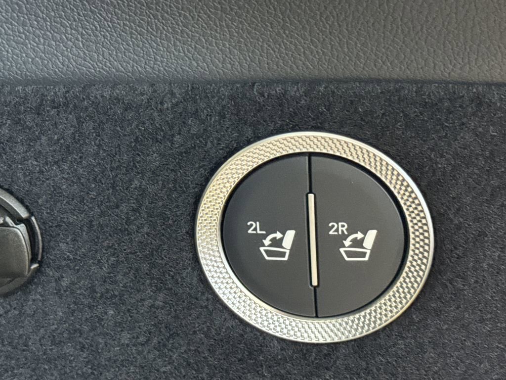 New 2026 Genesis GV80 3.5T e-SC image 19