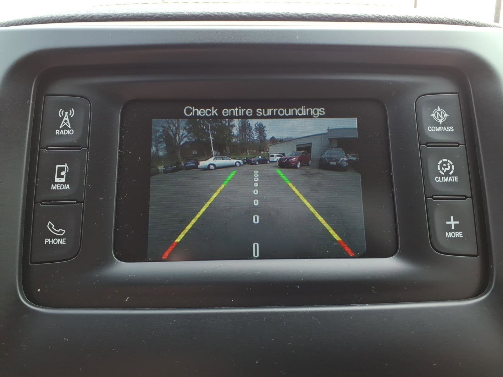 Used 2015 Jeep Cherokee Latitude image 12