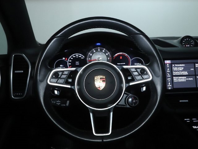Used 2021 Porsche Cayenne Coupe image 21
