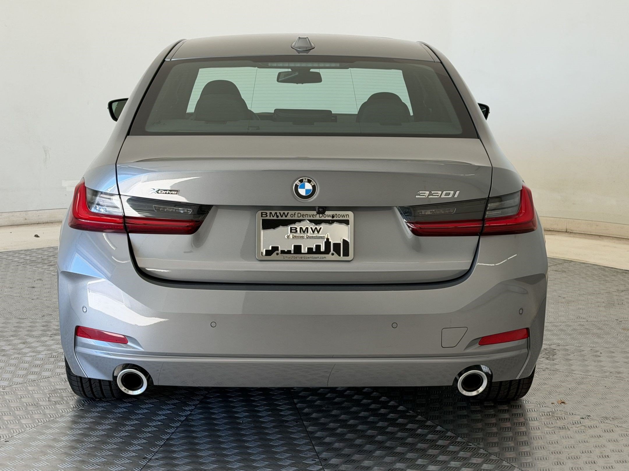 New 2026 BMW 330i xDrive Sedan w/ Convenience Package AWD/4WD image 10