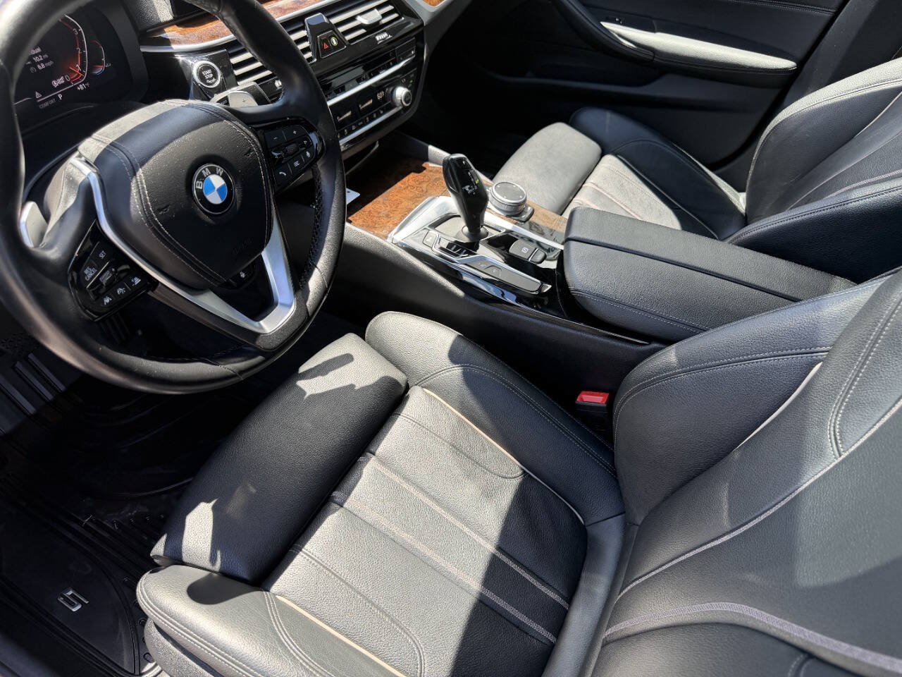 Used 2020 BMW 540i xDrive AWD/4WD image 18