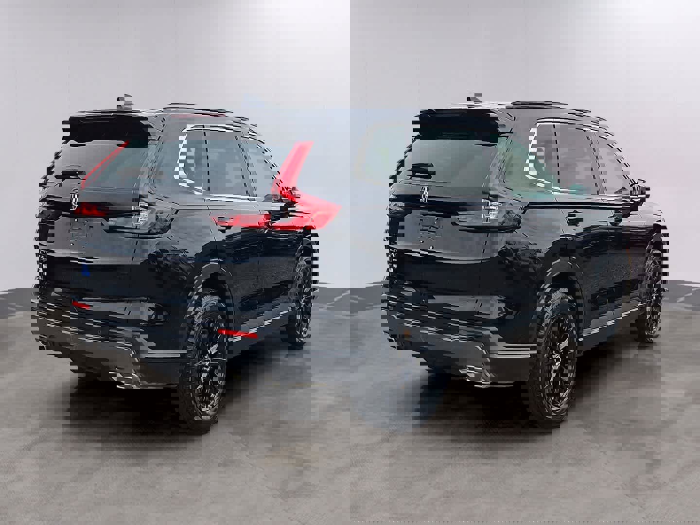 Certified 2025 Honda CR-V Sport-L image 4