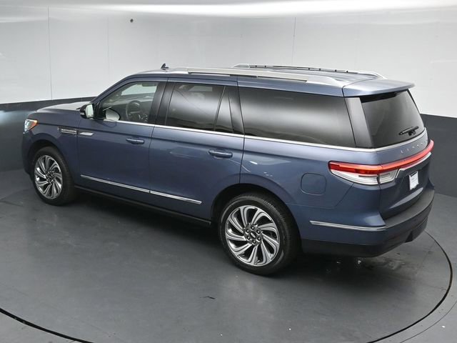 Used 2023 Lincoln Navigator Reserve image 50