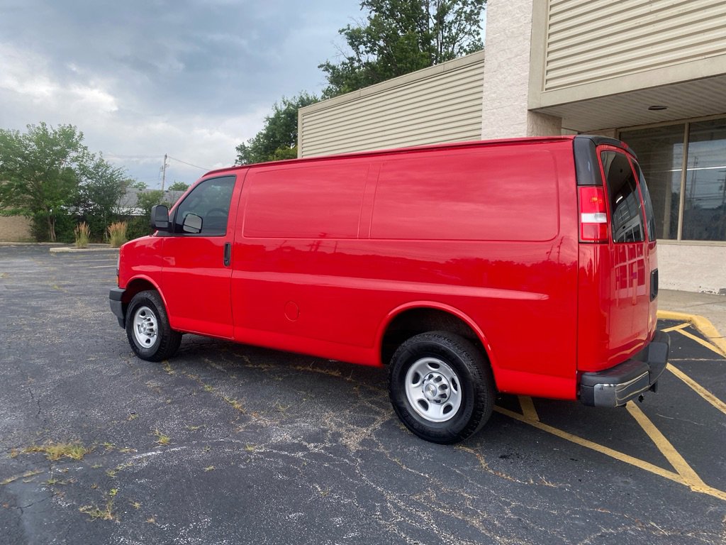 Used 2020 Chevrolet Express 2500 w/ Driver Convenience Package image 3