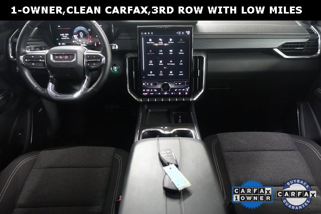 Used 2025 GMC Acadia Elevation image 2