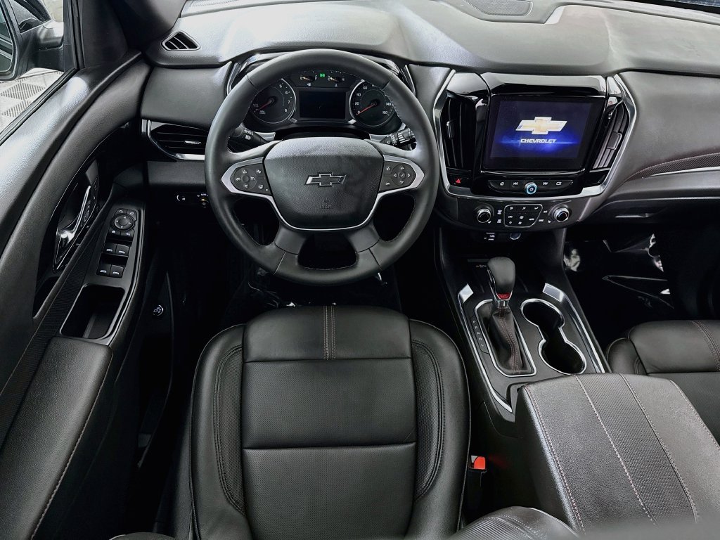 Used 2023 Chevrolet Traverse RS AWD/4WD image 3
