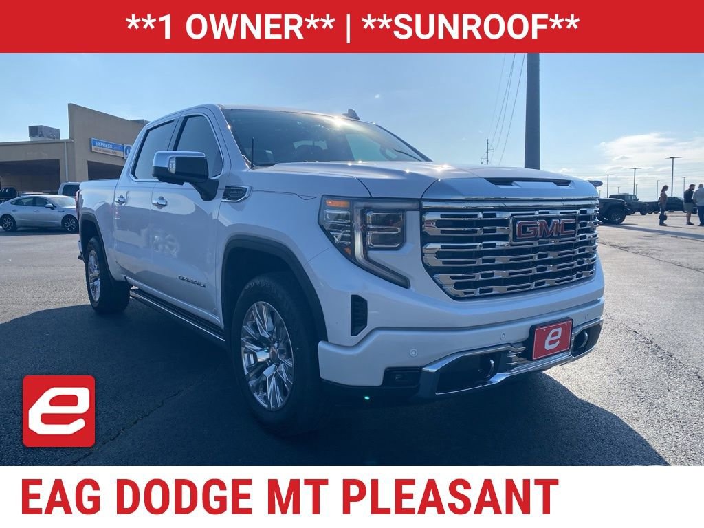 Used 2023 GMC Sierra 1500 Denali w/ Technology Package AWD/4WD image 1