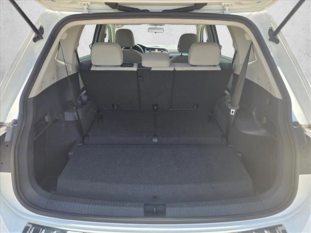 Used 2021 Volkswagen Tiguan S FWD image 6