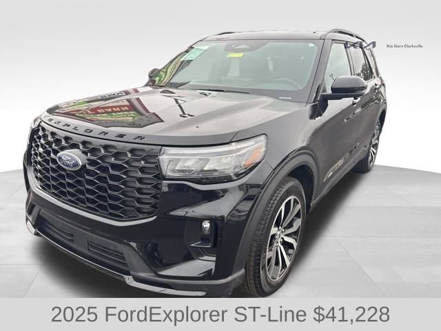 Used 2025 Ford Explorer ST-Line image 4