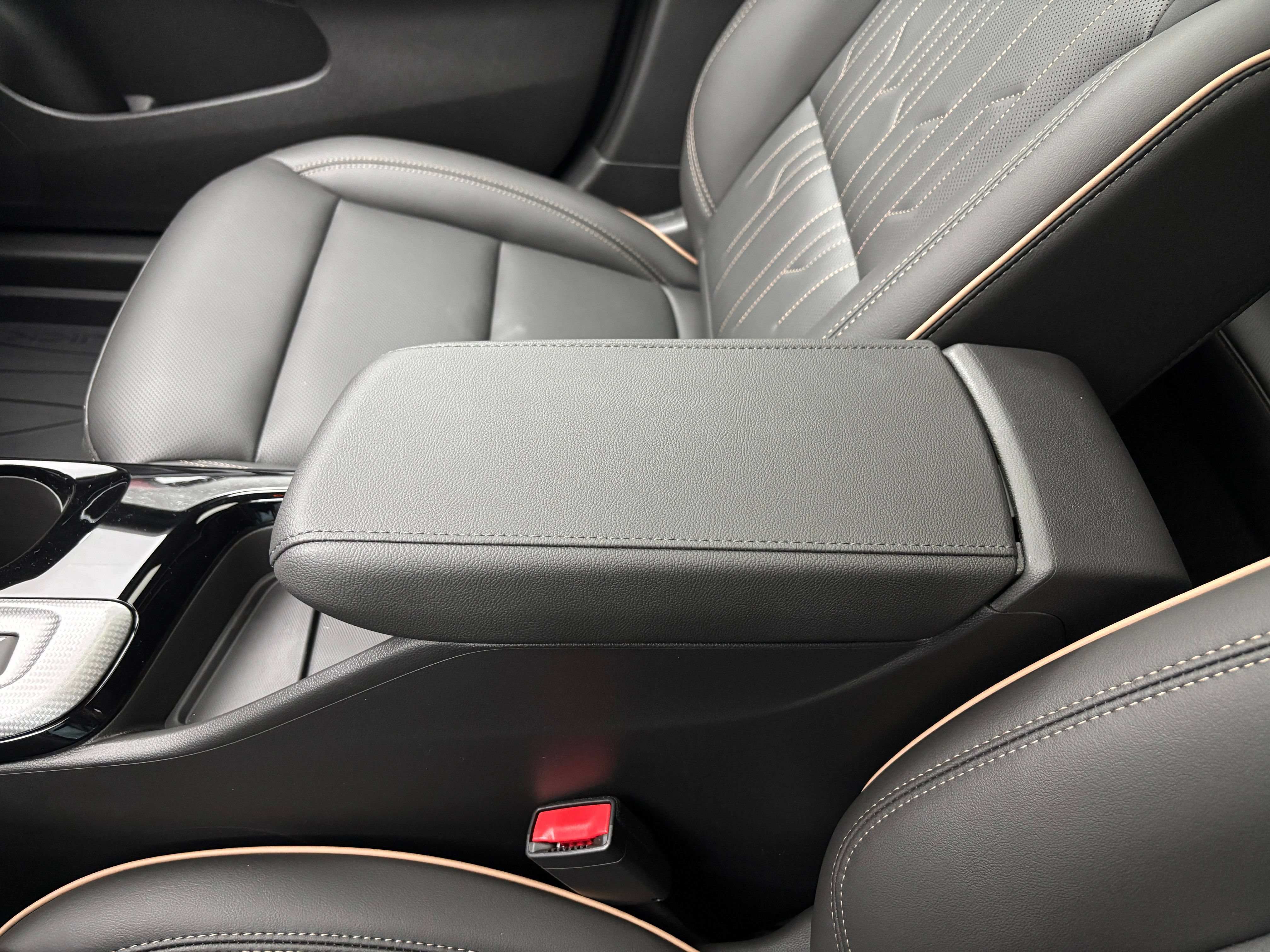New 2026 Buick Envista Sport Touring FWD image 28