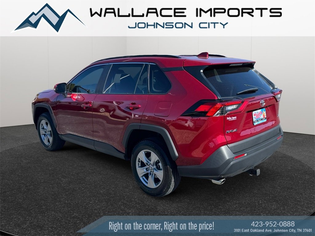 Used 2023 Toyota RAV4 XLE image 3