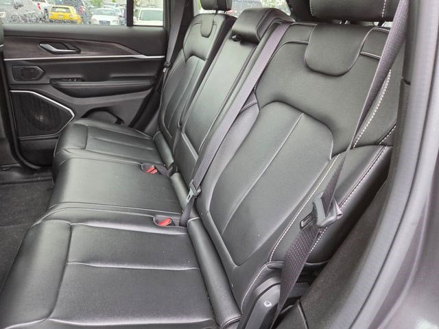 Used 2024 Jeep Grand Cherokee Limited 4xe AWD/4WD image 10