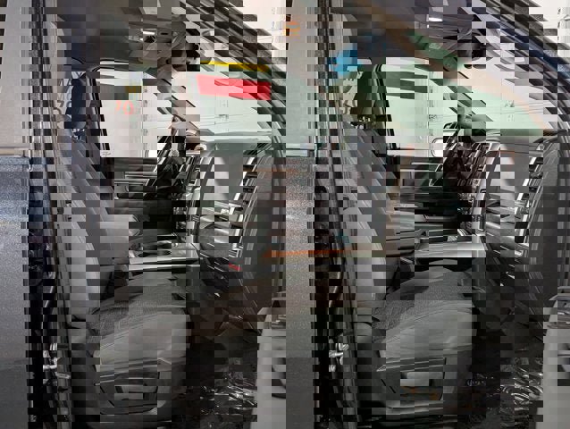 Used 2017 RAM 3500 Big Horn image 22