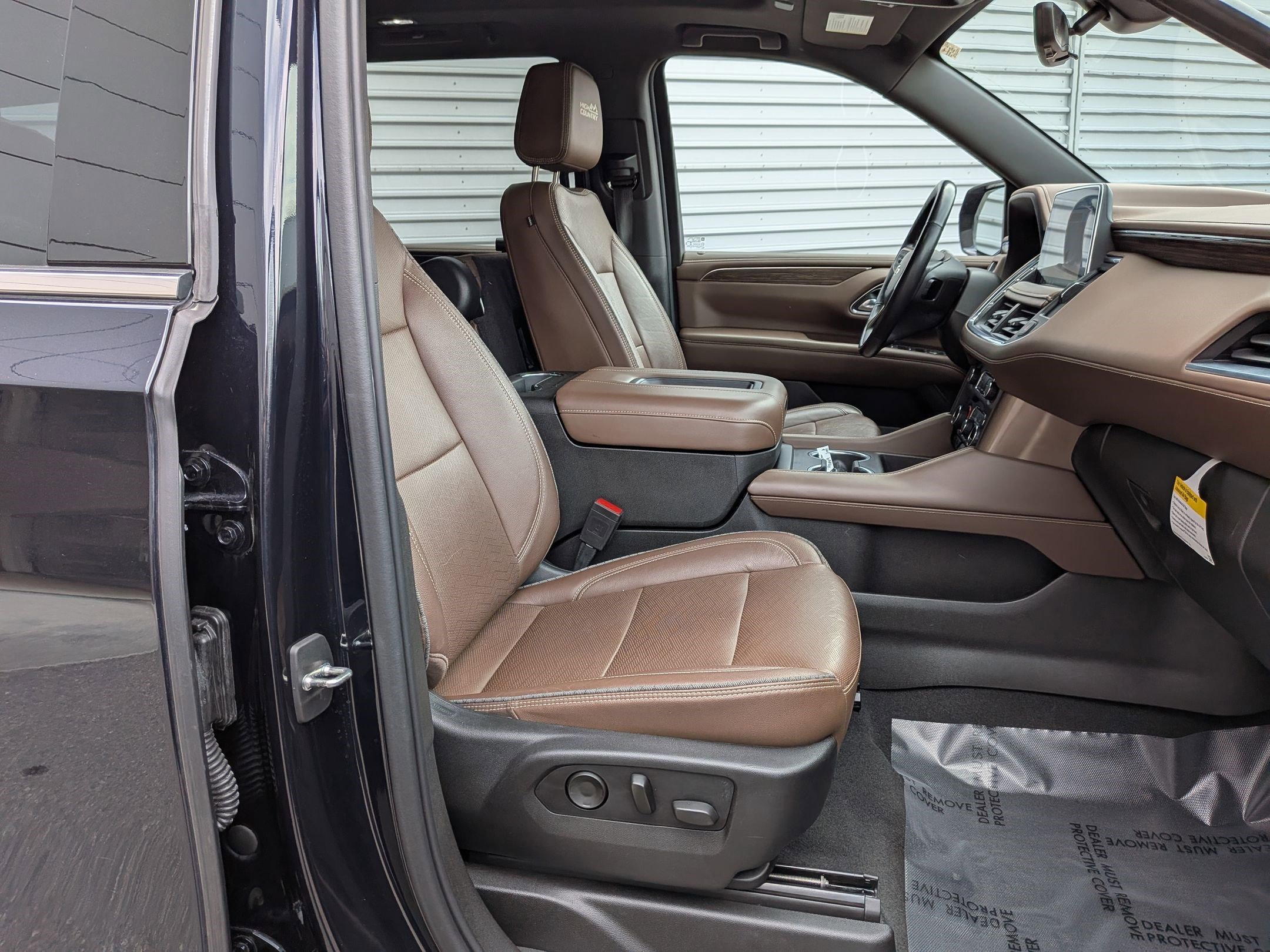 Used 2021 Chevrolet Tahoe High Country AWD/4WD image 30