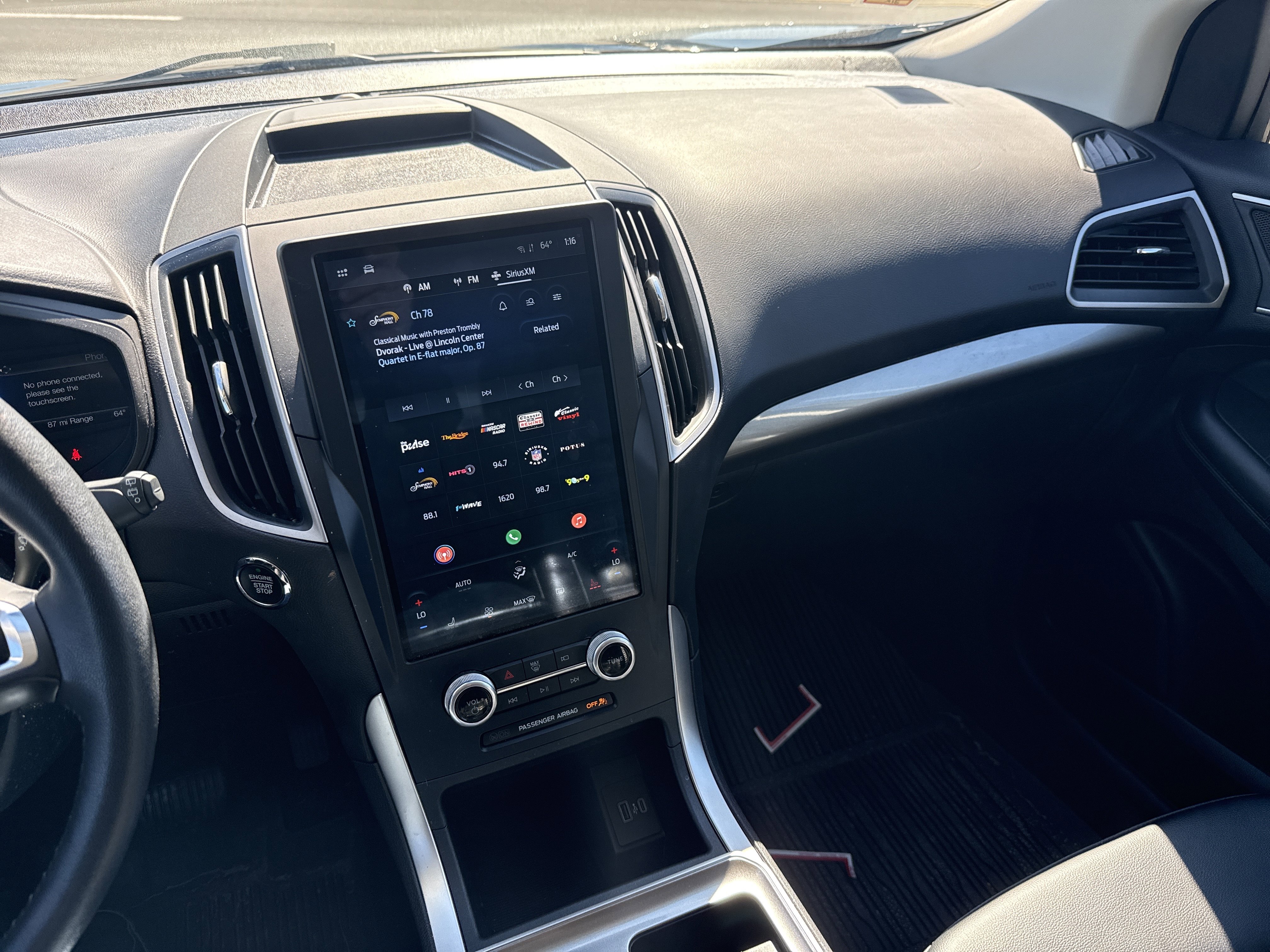 Used 2023 Ford Edge SEL image 22