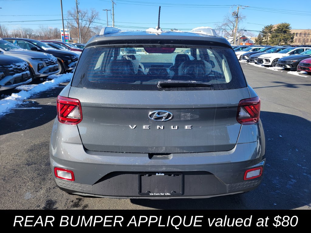 New 2026 Hyundai Venue SEL FWD image 4