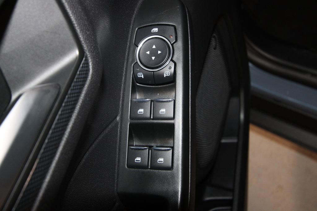 Used 2025 Ford Escape ST-Line Elite image 6