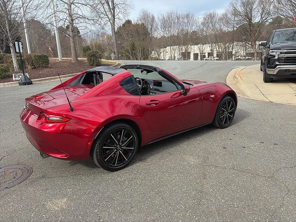 Used 2025 MAZDA MX-5 Miata RF Grand Touring image 4