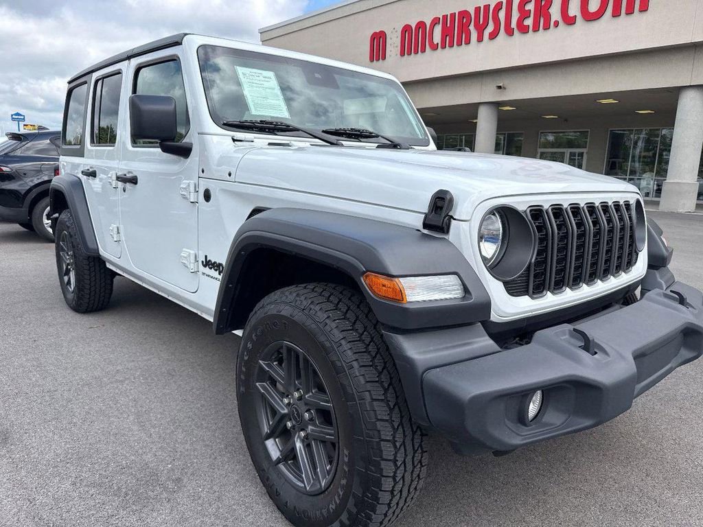 Used 2024 Jeep Wrangler Sport S image 3