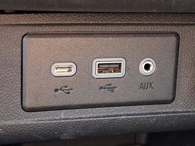 Used 2023 Buick Encore GX Select w/ Safety Package II FWD image 26