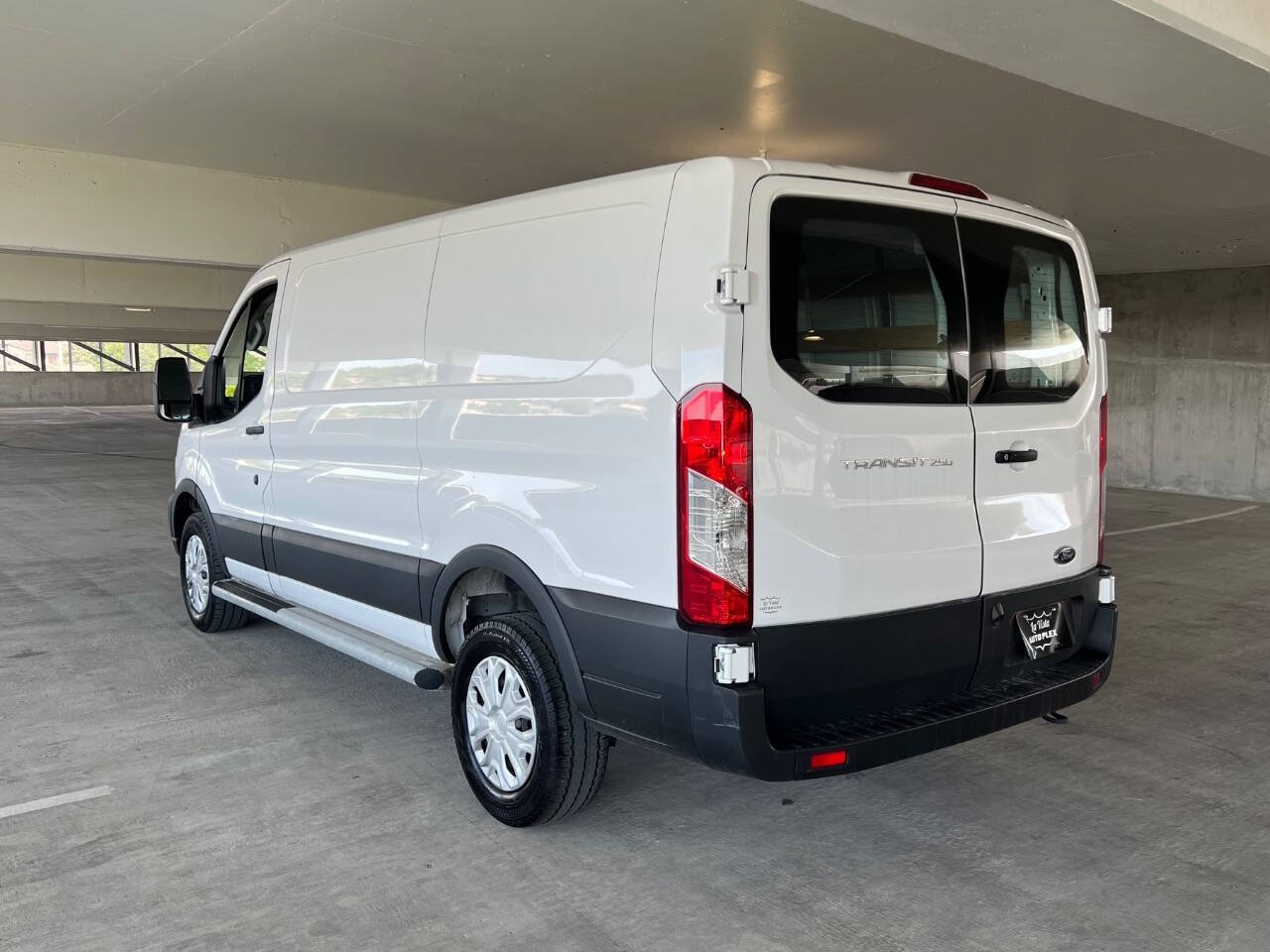 Used 2025 Ford Transit 250 Low Roof w/ Exterior Upgrade Package RWD image 15