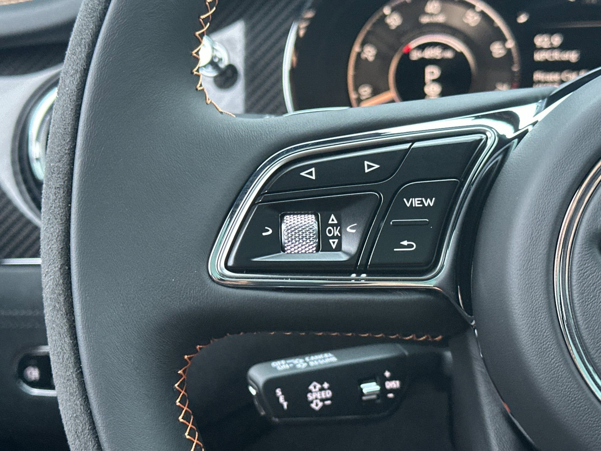 New 2026 Bentley Bentayga Speed AWD/4WD image 28