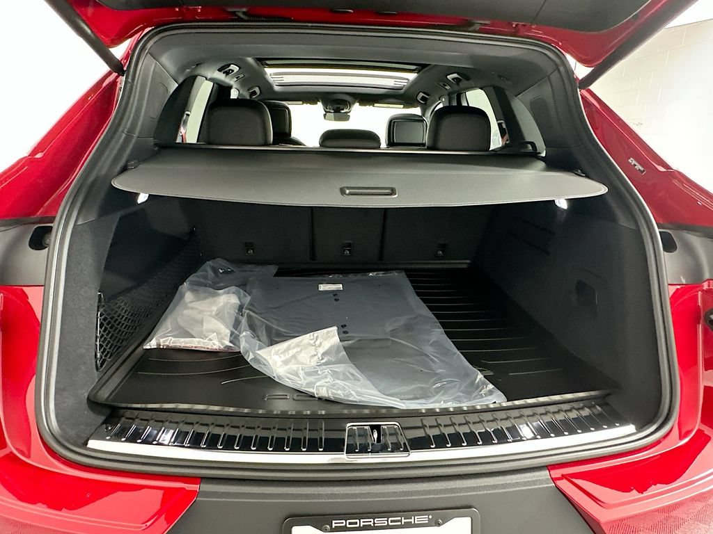 New 2026 Porsche Cayenne AWD/4WD image 28