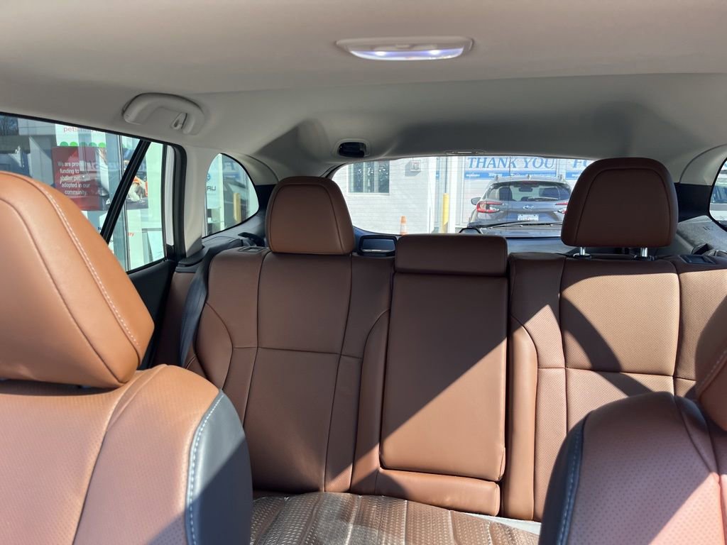 Used 2025 Subaru Outback Touring XT w/ Popular Package #2 image 11