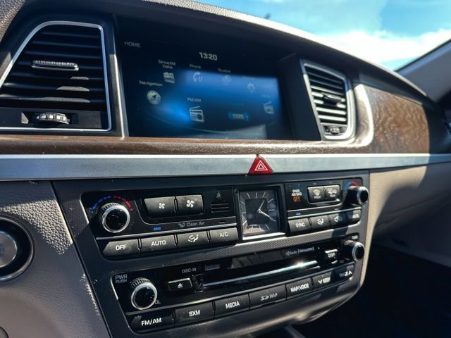 Used 2016 Hyundai Genesis 3.8 w/ Option Group 04 image 17