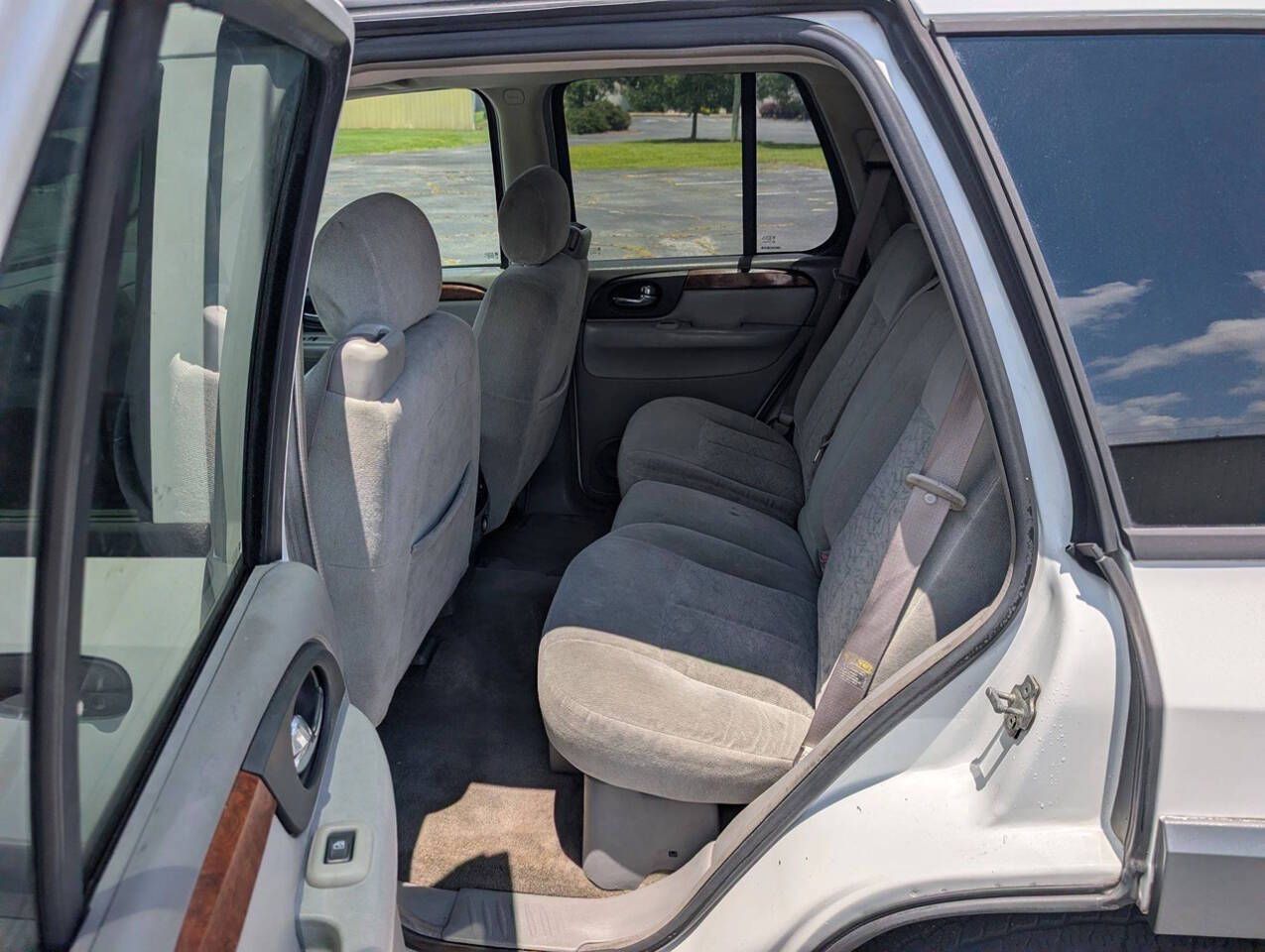 Used 2005 Isuzu Ascender S RWD image 29