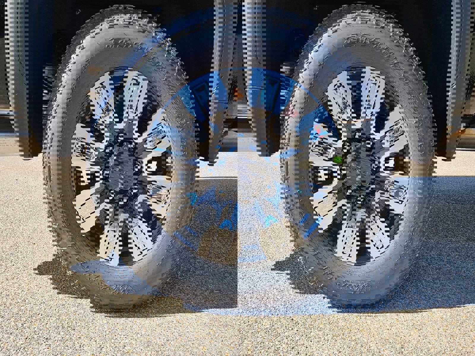 New 2026 GMC Sierra 2500 Denali w/ Denali Reserve Package image 29