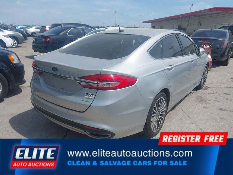 Used 2017 Ford Fusion SE w/ Fusion SE Technology Package image 7
