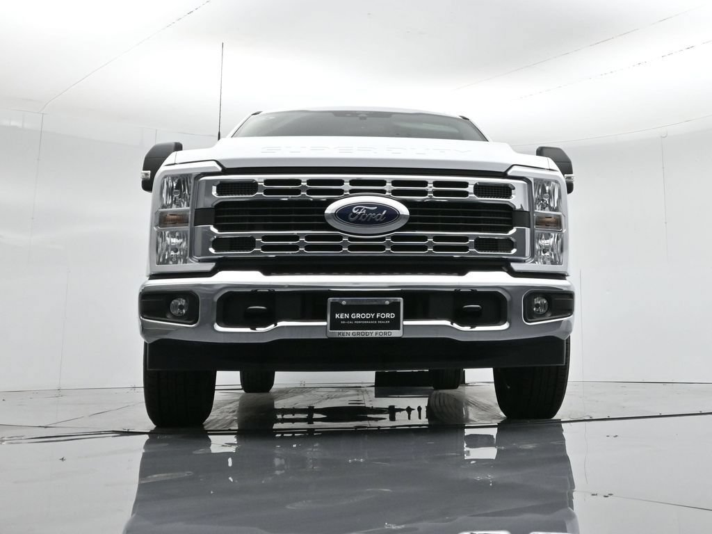 New 2026 Ford F350 XLT RWD image 45