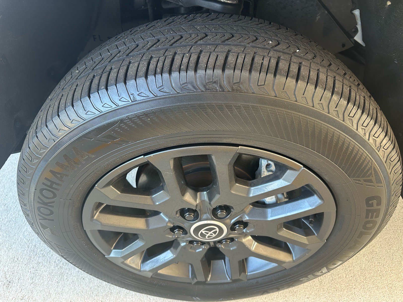 Used 2024 Toyota Tundra Platinum AWD/4WD image 6